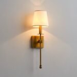 Minimalist Brass Wall Sconce - Timeless Elegance for Modern Interiors - Image 2